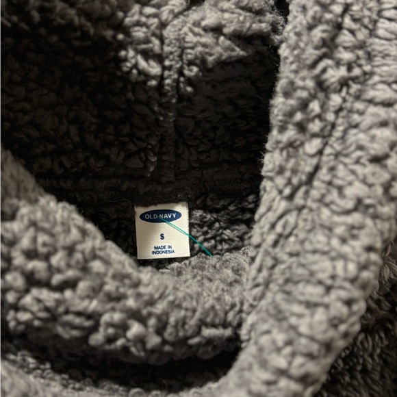 Old Navy Gray Turtleneck Sweater - Picture 2 of 3